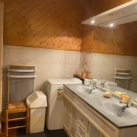 Zen Avec Petit Dejeuner En Foret Homestay szállás