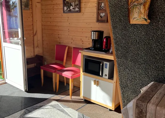 Проживание в семье Zen En Foret Bolquere